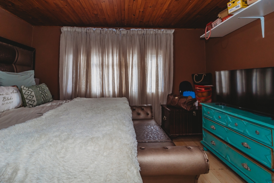 5 Bedroom Property for Sale in Blanco Western Cape